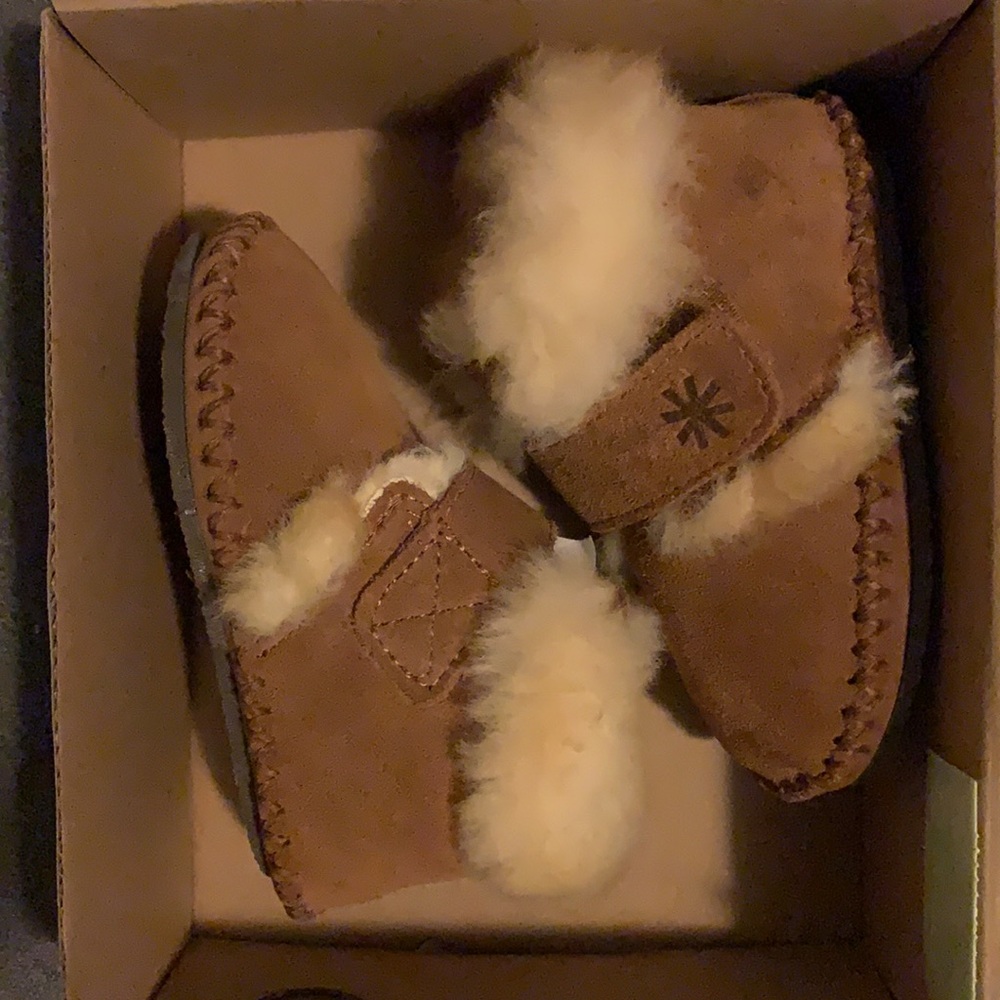 Baby slippers